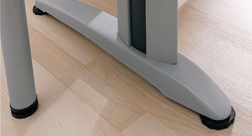 Stela biurka MIDO z kanaem kablowym ? stopa toczona lakier proszkowy, 8 kolorw lakieru - gadki lub w strukturze. Na zdjciu - aluminium struktura.